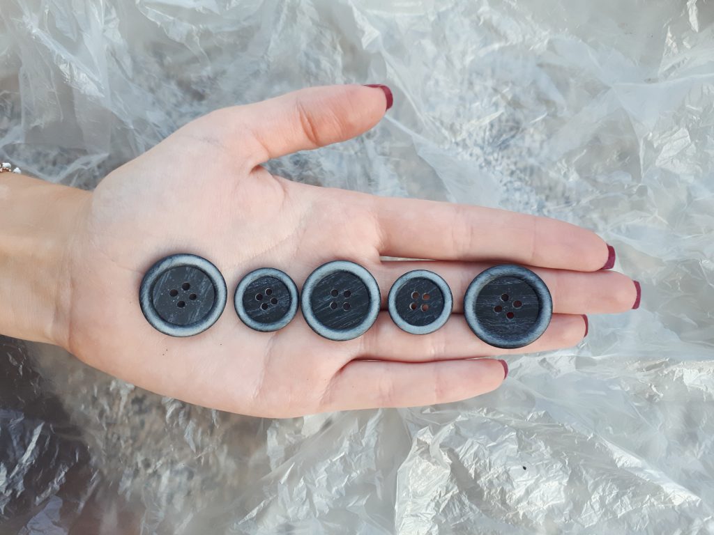 Kenya Recycled Buttons