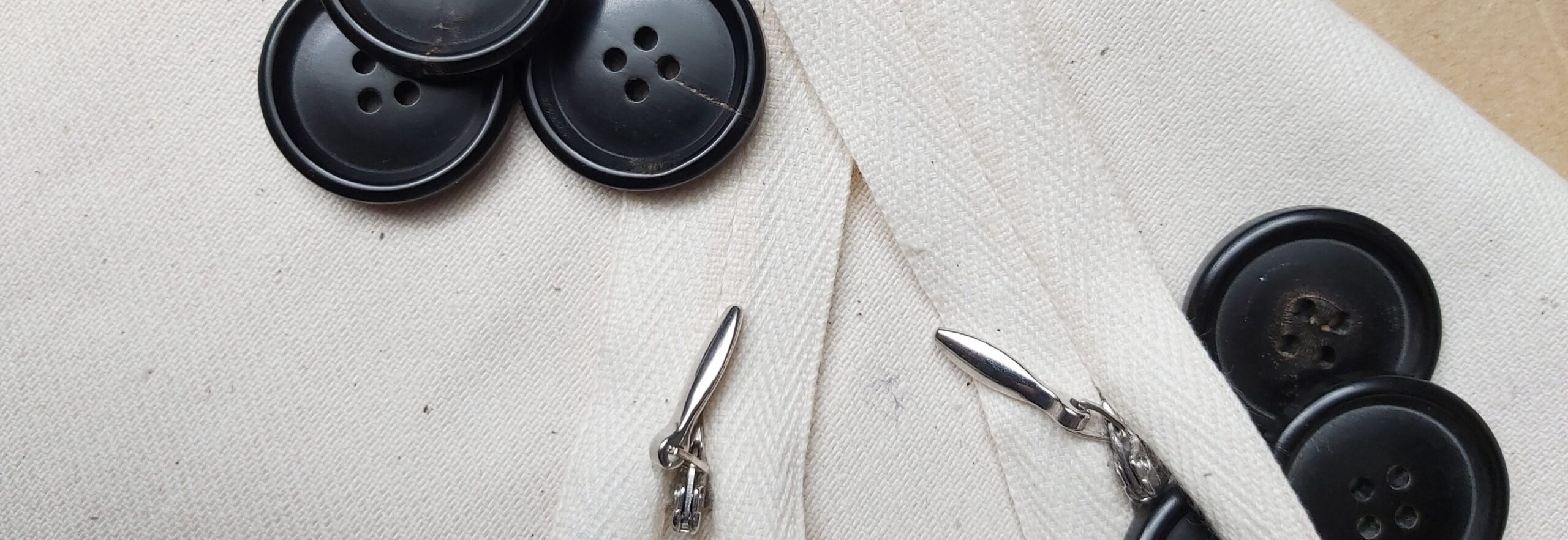boutons, fermetures à glissière, mode, industrie textile, usine, fournisseur, france, international, durable, recyclé, organique, tendance,
